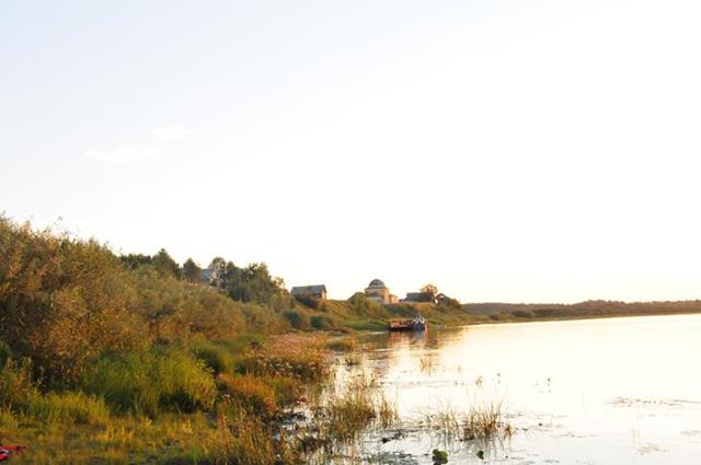 Река Сухона. Село Красное