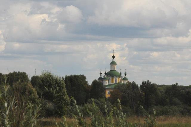 Тотьма. Церковь Троицы Живоначальной на Зелене