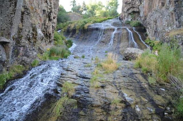 Джермукский водопад