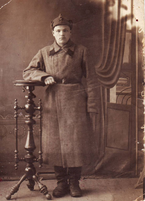 Анатолий Ветров